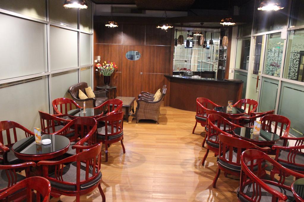 Horison Balairung Jacarta Exterior foto